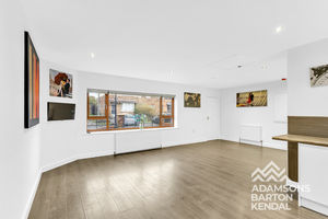 Photo 25- click for photo gallery